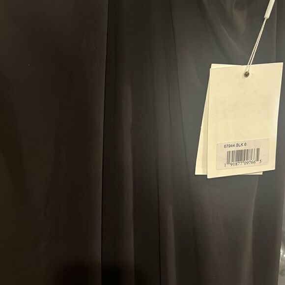 NWT Mac Duggal LONG SLEEVE PUFF SHOULDER CUT OUT GOWN in Black size 6 - Picture 5 of 7